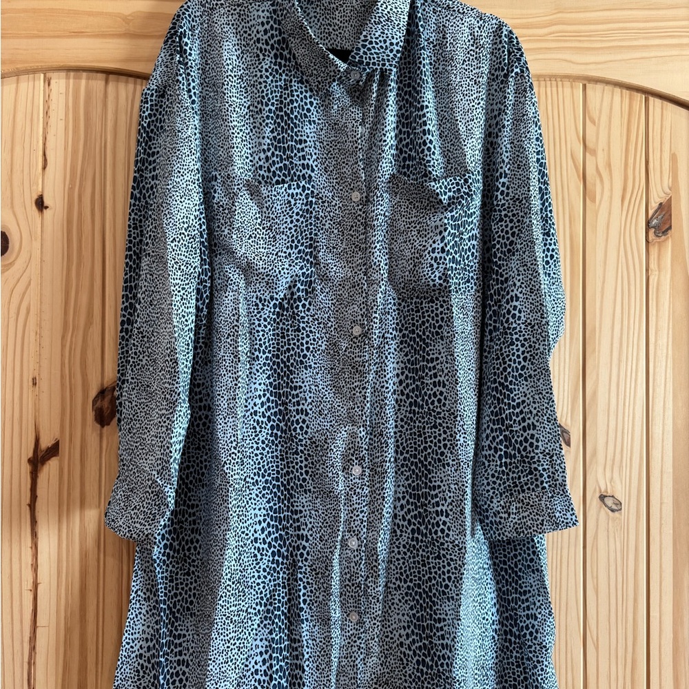 Stylish Black and White Animal Print Shirt Dress